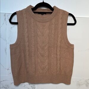 Banana Republic Cable Knit Sweater Vest S